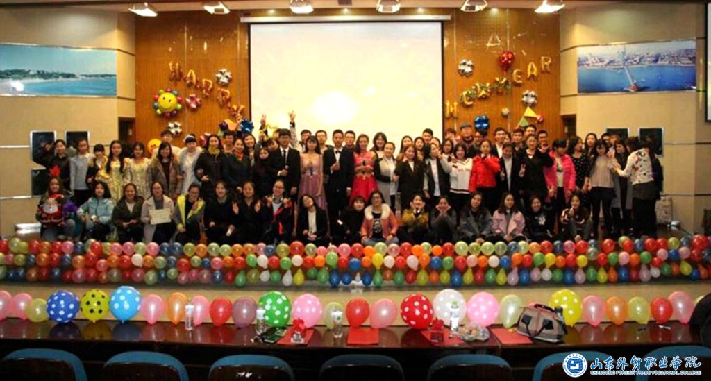 2016英语俱乐部元旦晚会.jpg